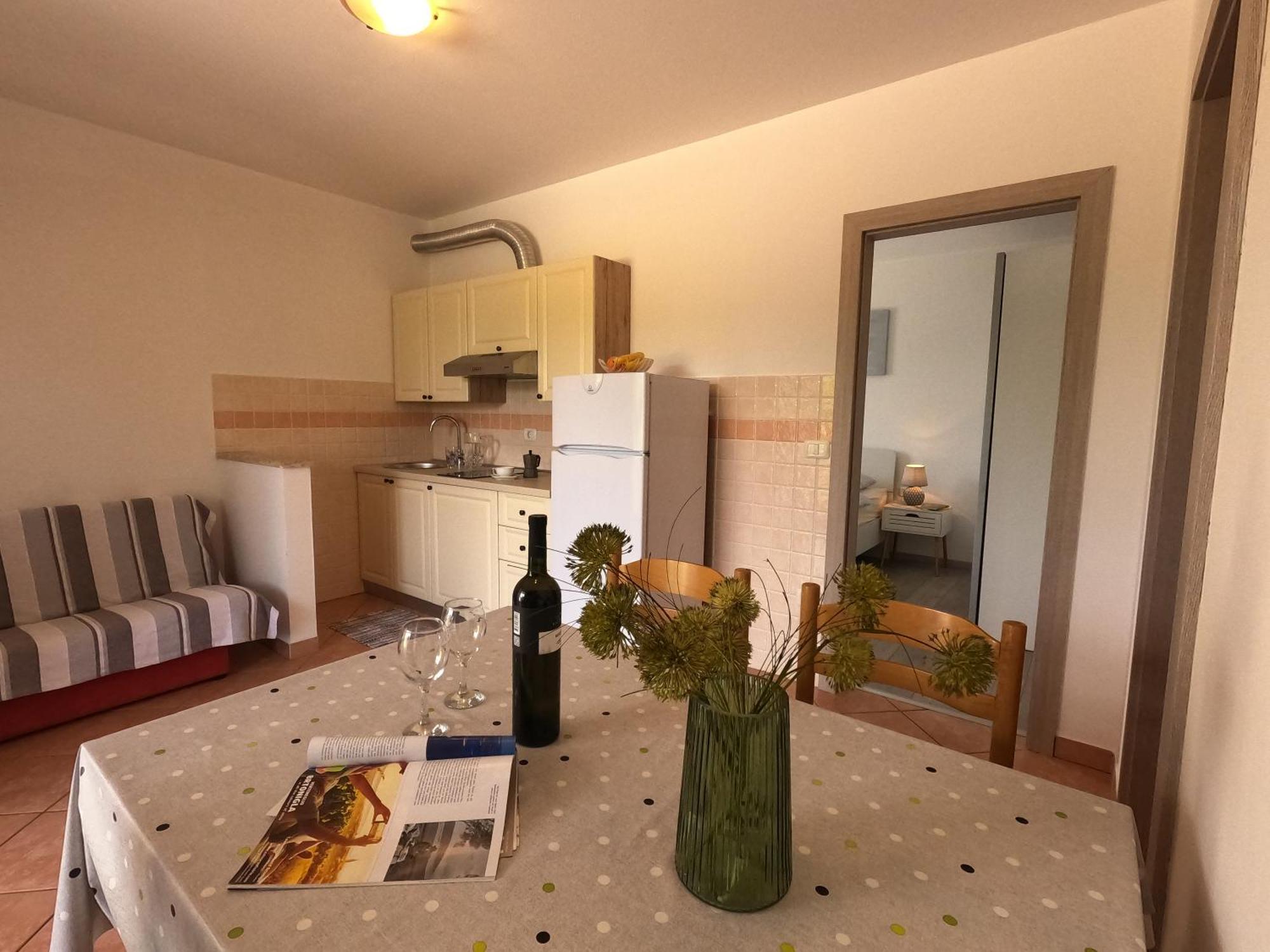 Apartments Goltes Lovrecica  Luaran gambar